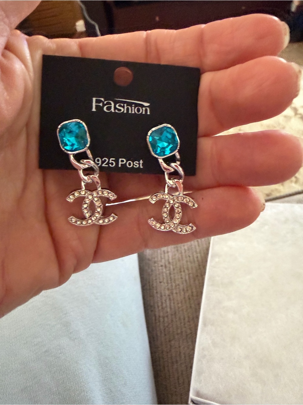 Teal Crystal silver tone Style Dangle Earrings, fashion jewelry